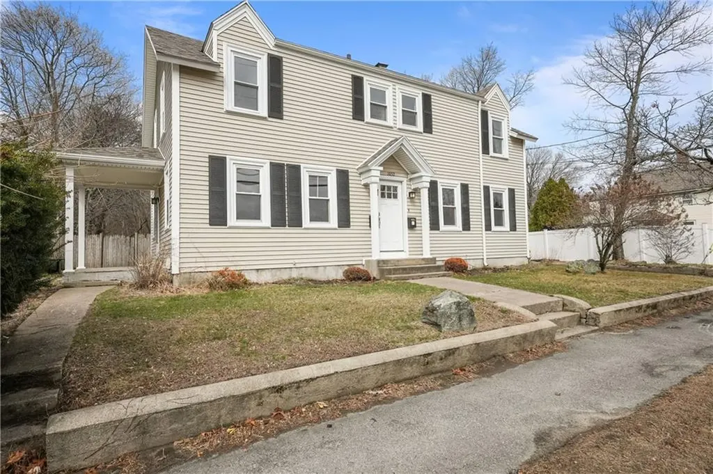 1032 Smithfield Avenue Lincoln RI 02865