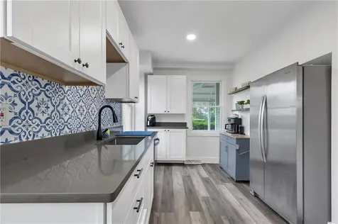 68 Cottage Avenue Portsmouth RI 02871