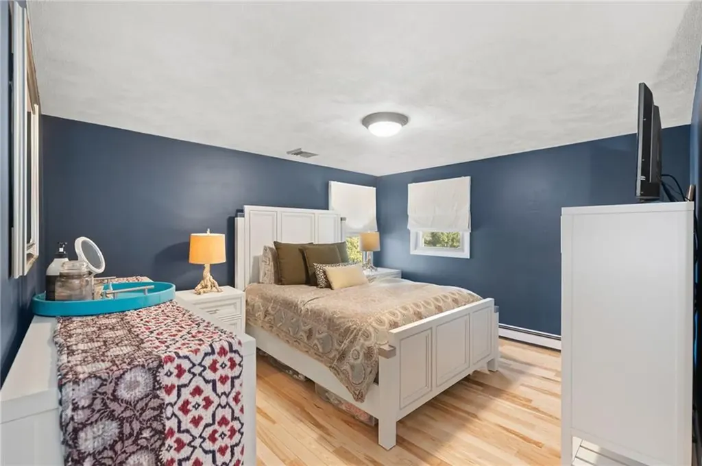 46 Eliot Avenue North Providence RI 02904