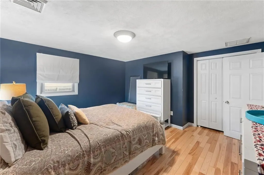 46 Eliot Avenue North Providence RI 02904