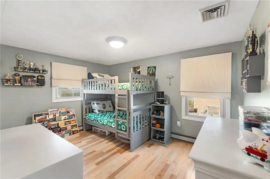 46 Eliot Avenue North Providence RI 02904