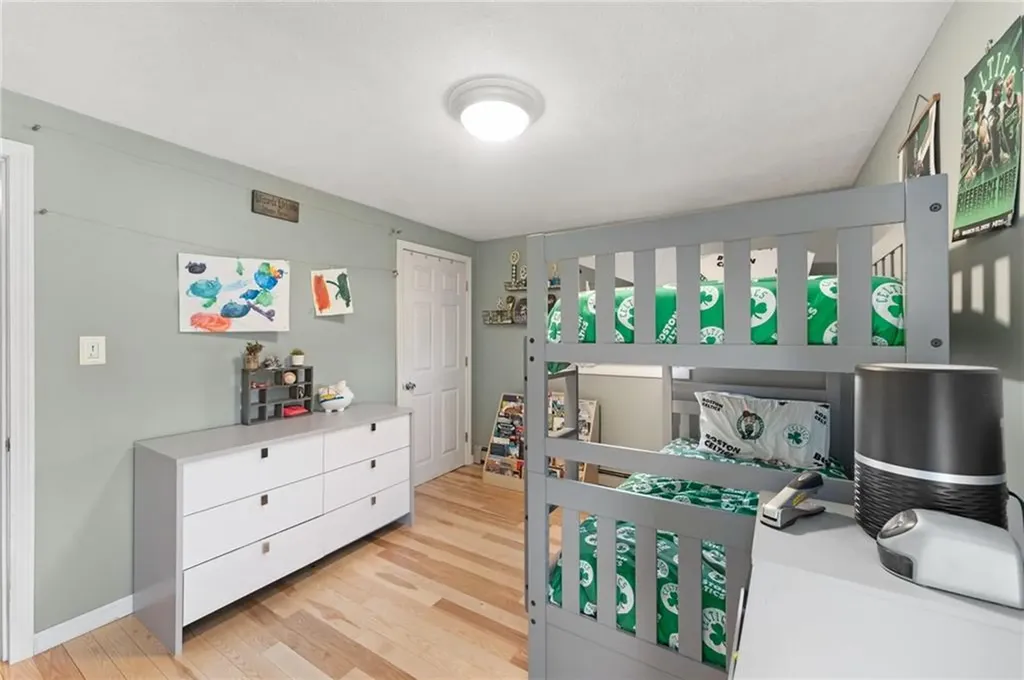 46 Eliot Avenue North Providence RI 02904