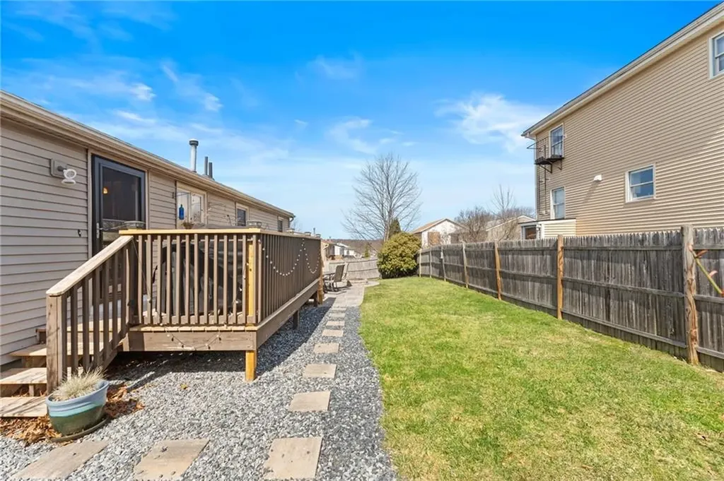 46 Eliot Avenue North Providence RI 02904