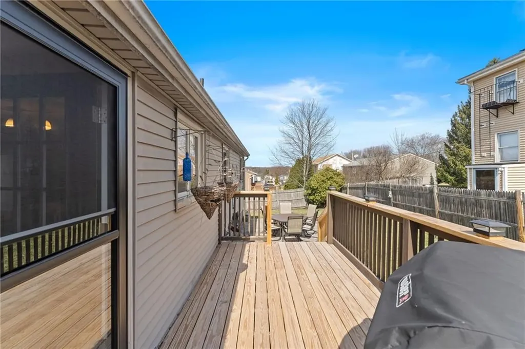 46 Eliot Avenue North Providence RI 02904