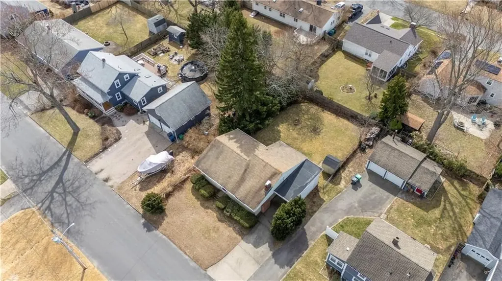 82 Myrtle Avenue Warwick RI 02886