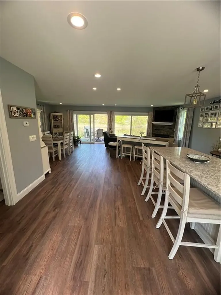 20 Harrington Road Coventry RI 02816