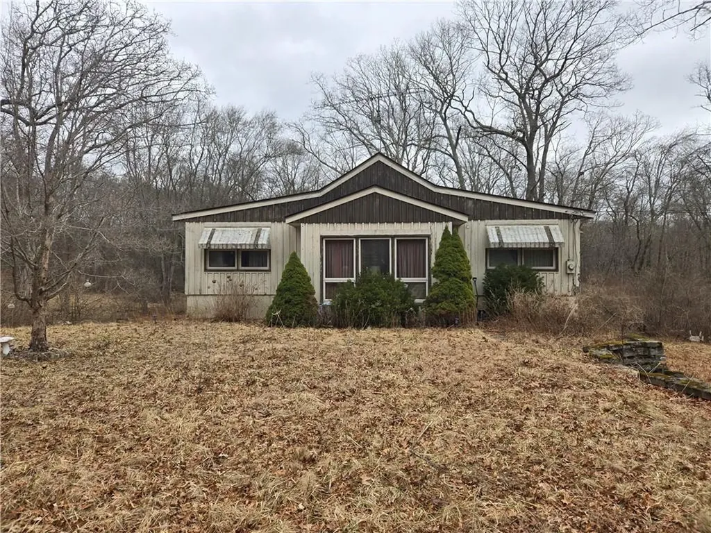 144 Maxson Hill Road Hopkinton RI 02804