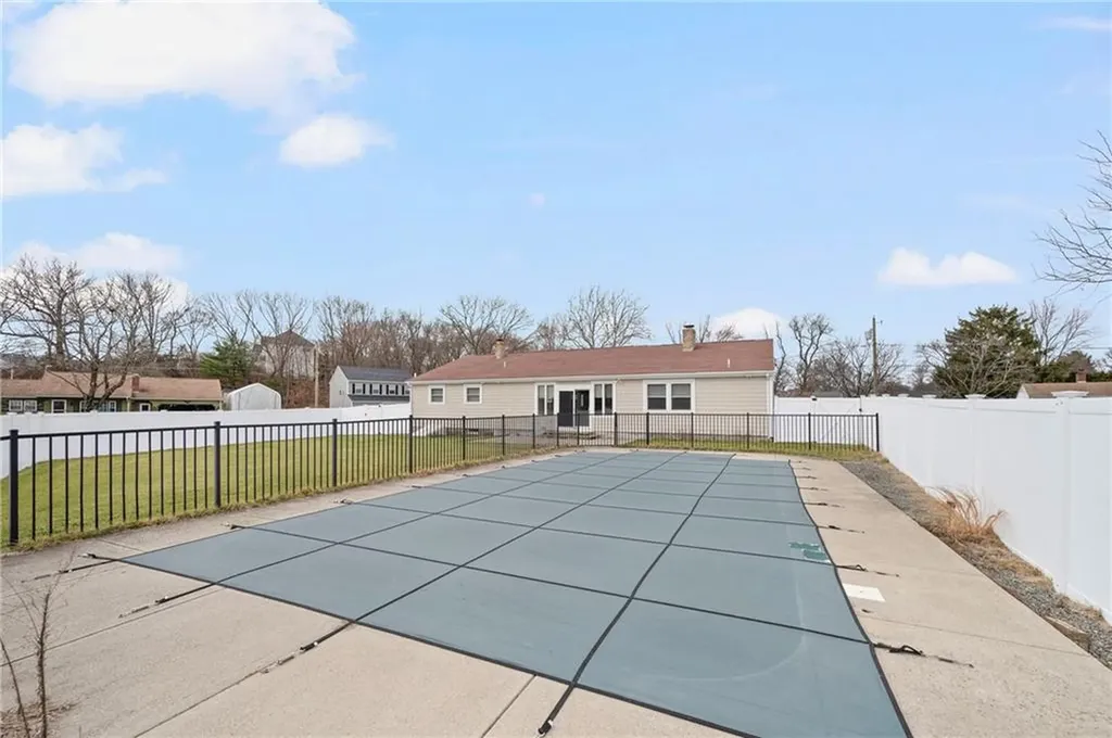 5 Bradford Drive Lincoln RI 02865