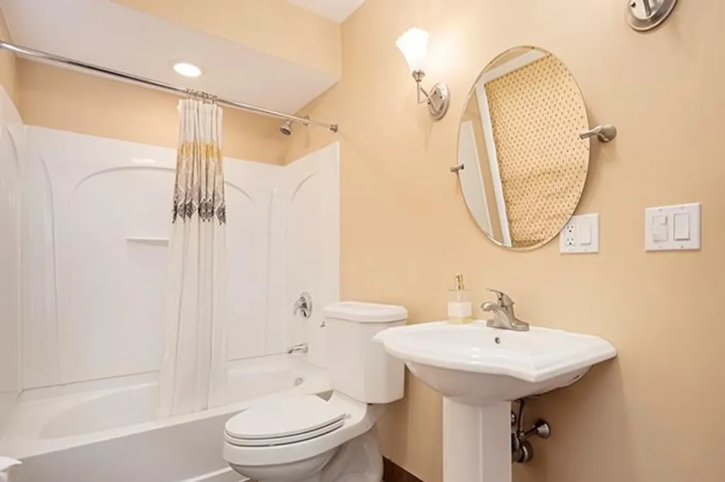 5 Bradford Drive Lincoln RI 02865