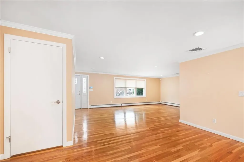 5 Bradford Drive Lincoln RI 02865