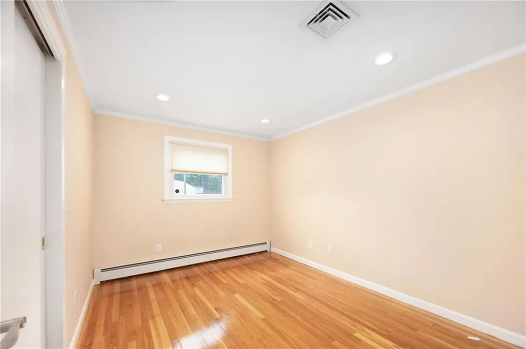 5 Bradford Drive Lincoln RI 02865