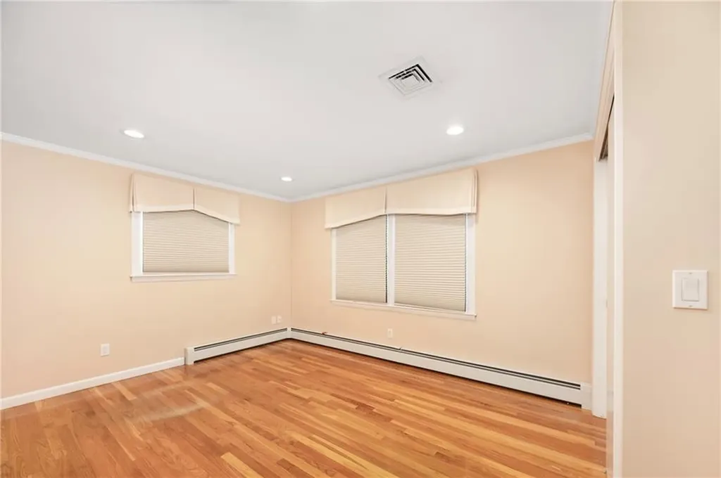 5 Bradford Drive Lincoln RI 02865