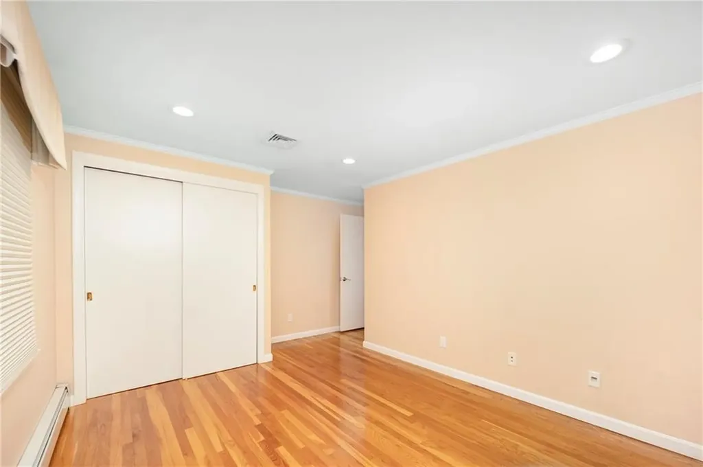 5 Bradford Drive Lincoln RI 02865