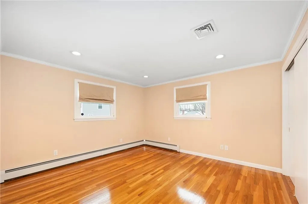 5 Bradford Drive Lincoln RI 02865