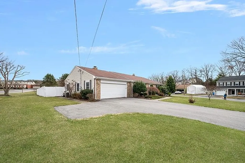 5 Bradford Drive Lincoln RI 02865