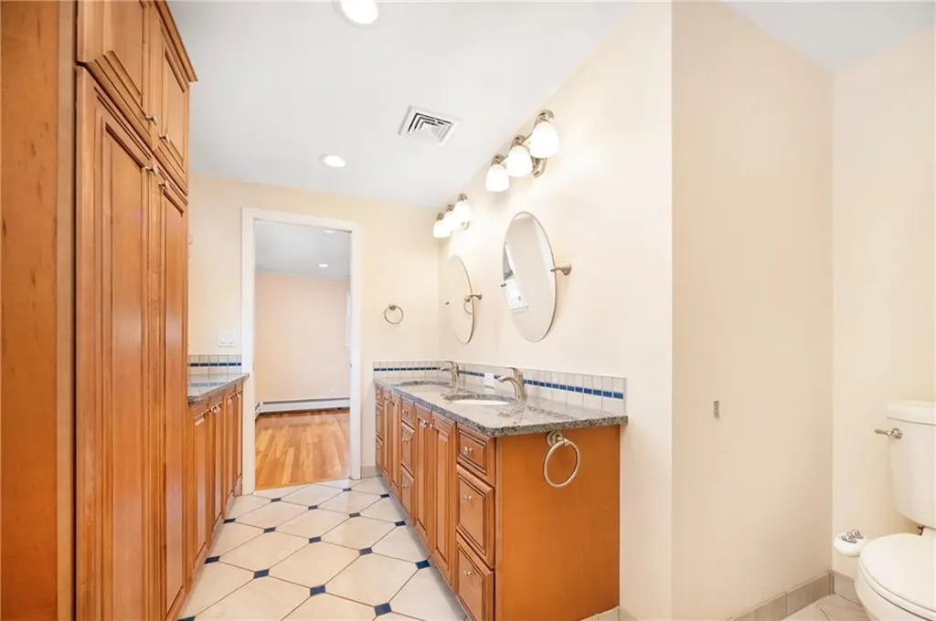 5 Bradford Drive Lincoln RI 02865