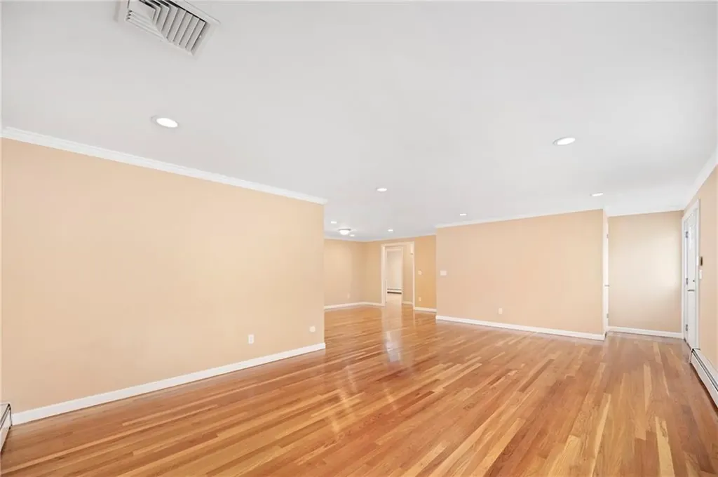 5 Bradford Drive Lincoln RI 02865