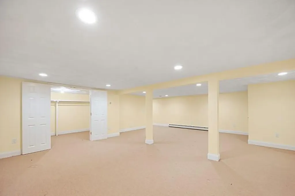 5 Bradford Drive Lincoln RI 02865