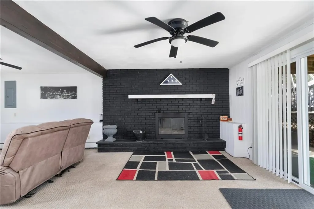 28 Chandler Drive Coventry RI 02816