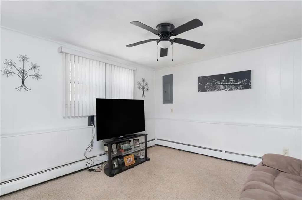 28 Chandler Drive Coventry RI 02816