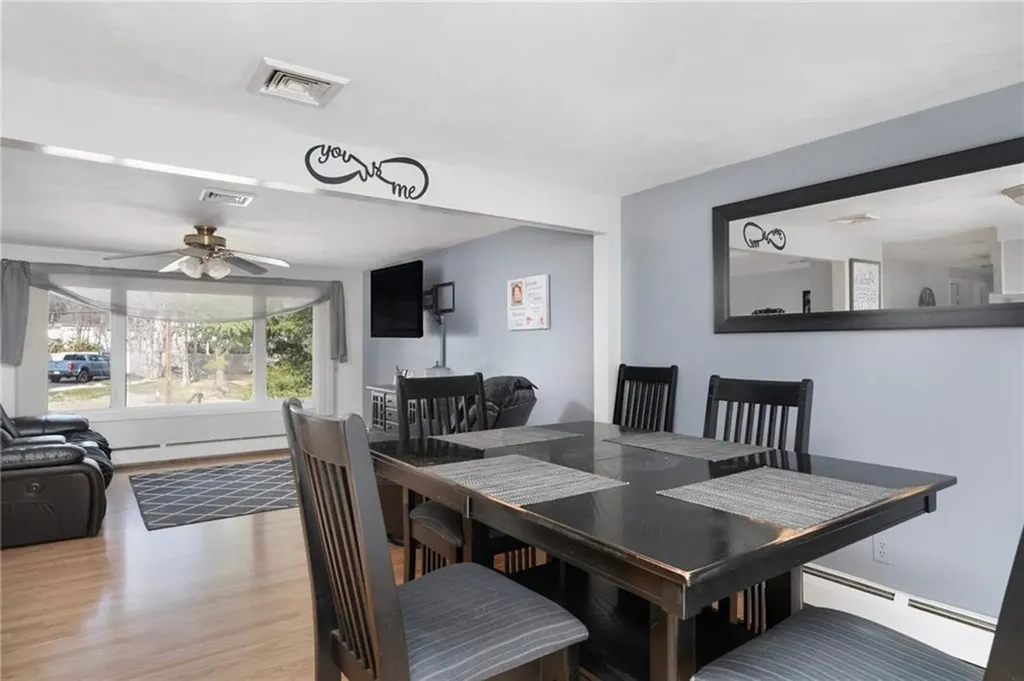 28 Chandler Drive Coventry RI 02816