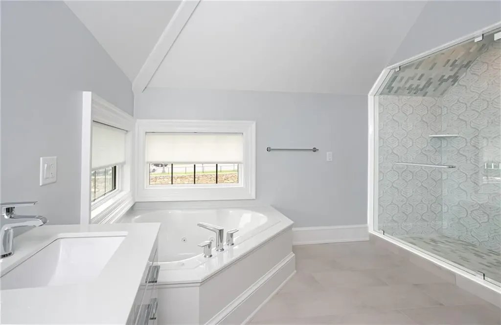 27 Adventure Way Richmond RI 02898