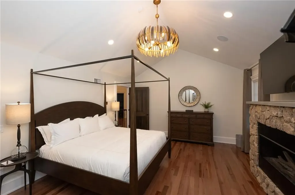 27 Adventure Way Richmond RI 02898