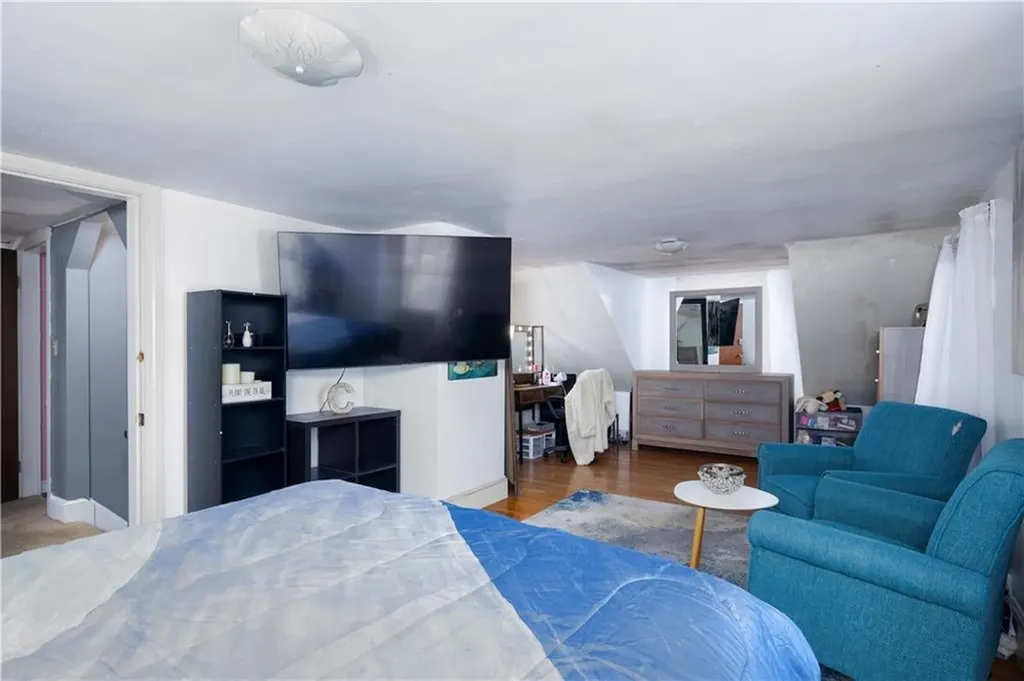 5 Albany Street North Providence RI 02904