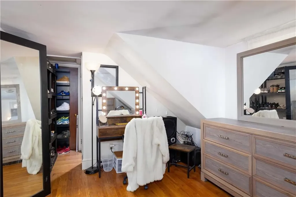 5 Albany Street North Providence RI 02904