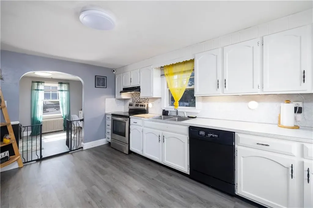 5 Albany Street North Providence RI 02904