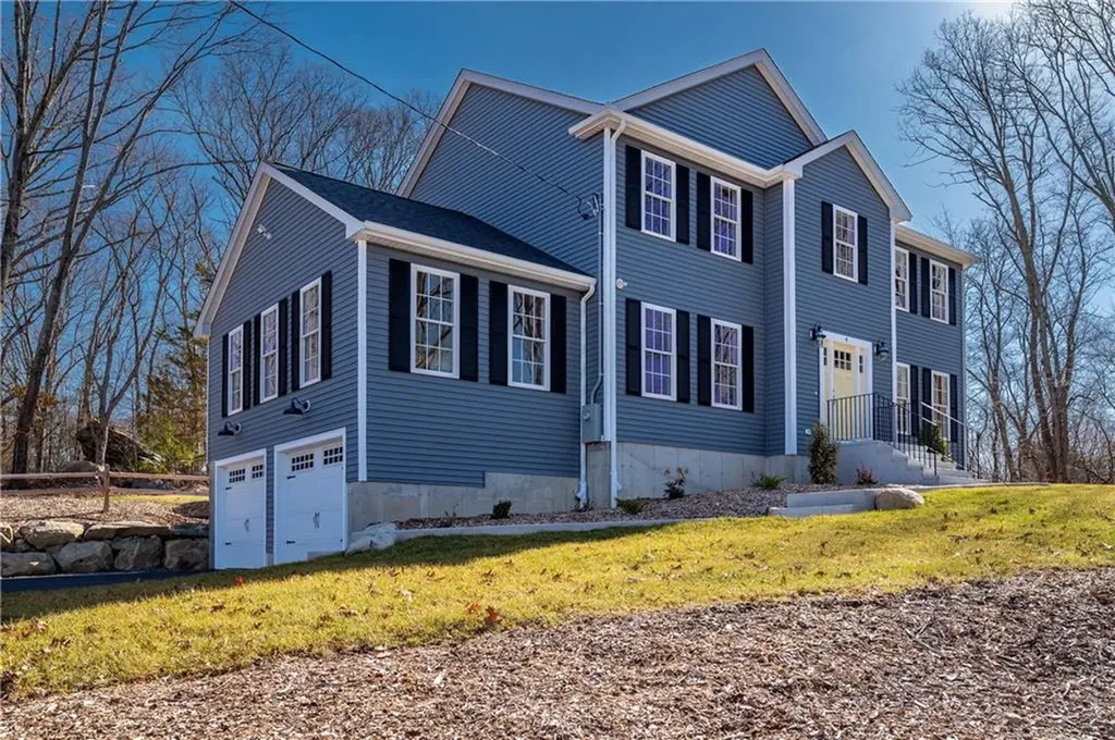 4 Jencks Road Cumberland RI 02864