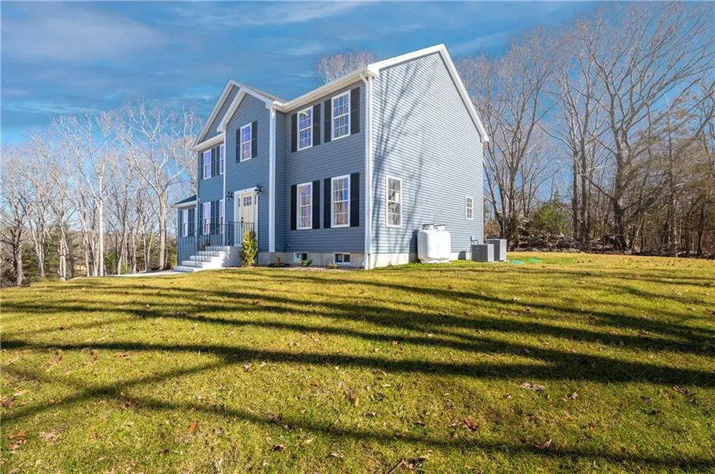 4 Jencks Road Cumberland RI 02864