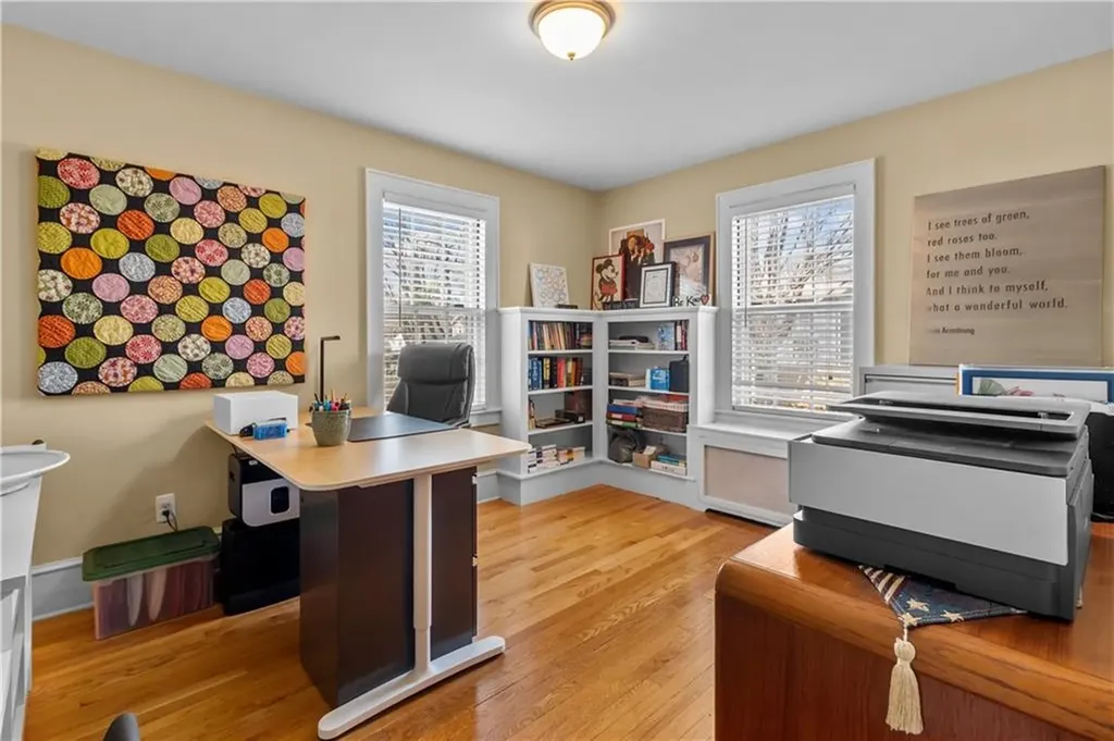15 Maple Street Warren RI 02885