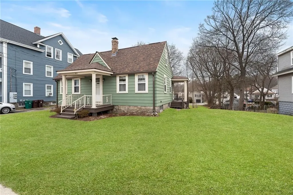 432 Providence Street Woonsocket RI 02895
