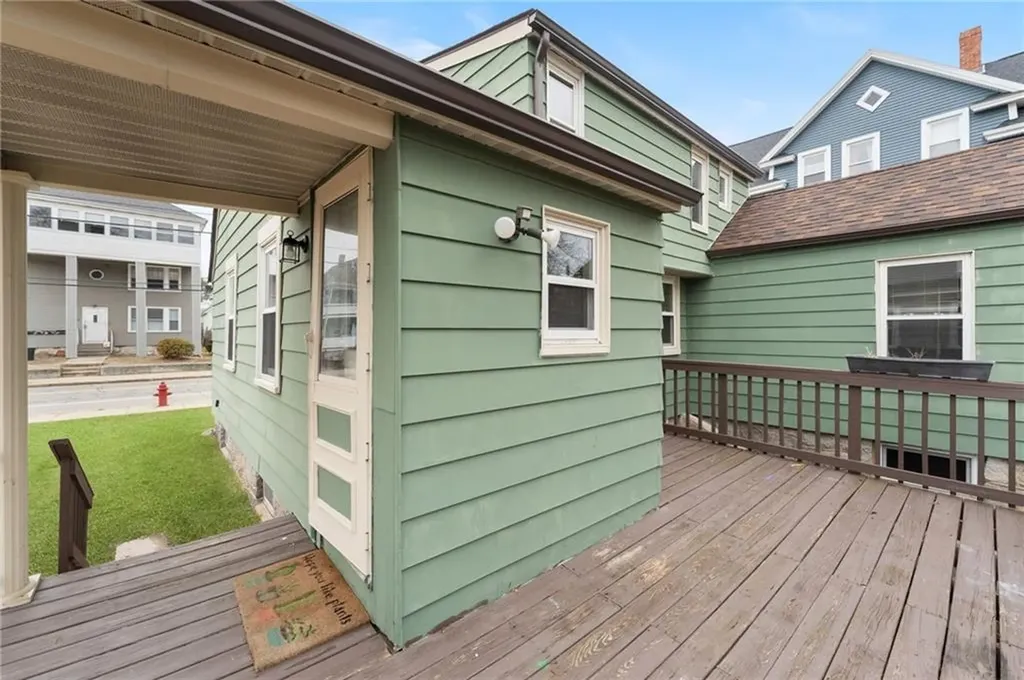 432 Providence Street Woonsocket RI 02895