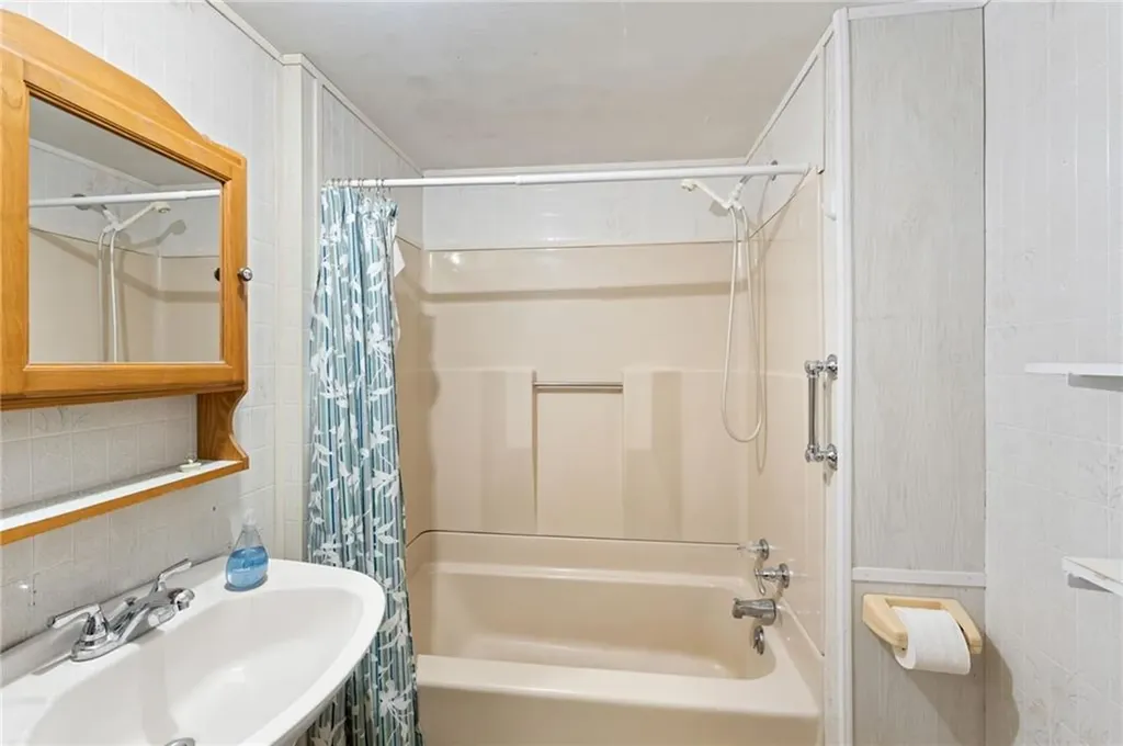 135 Black Plain Road Exeter RI 02822
