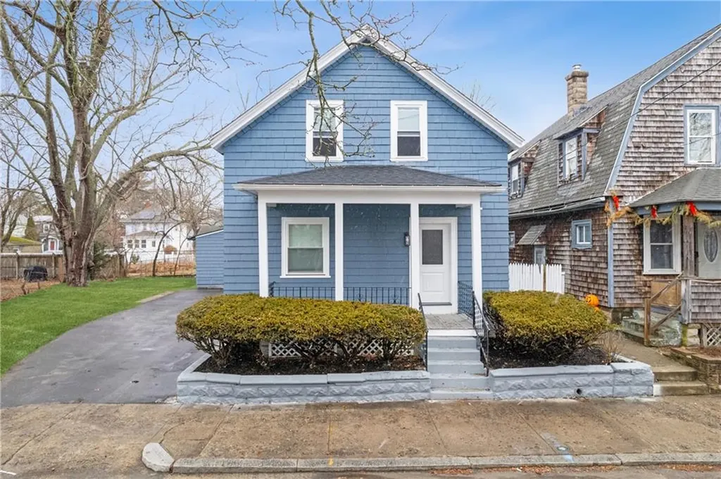 307 Smith Street Cranston RI 02905