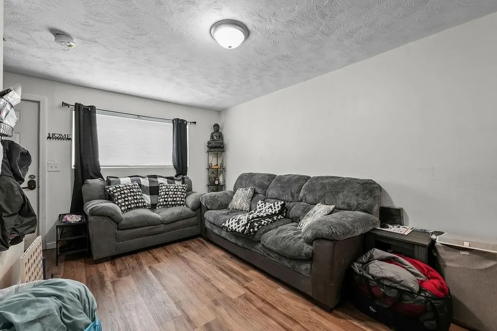13 Harriet Street Providence RI 02905