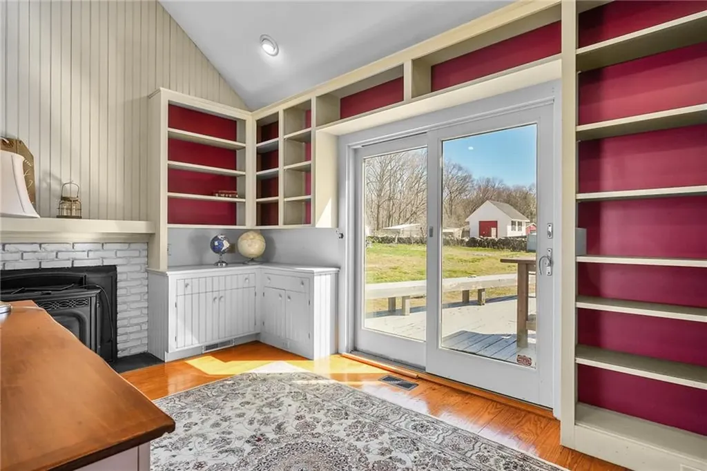 875 Plainfield Pike Scituate RI 02857