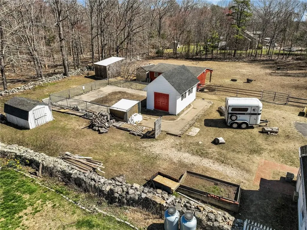 875 Plainfield Pike Scituate RI 02857