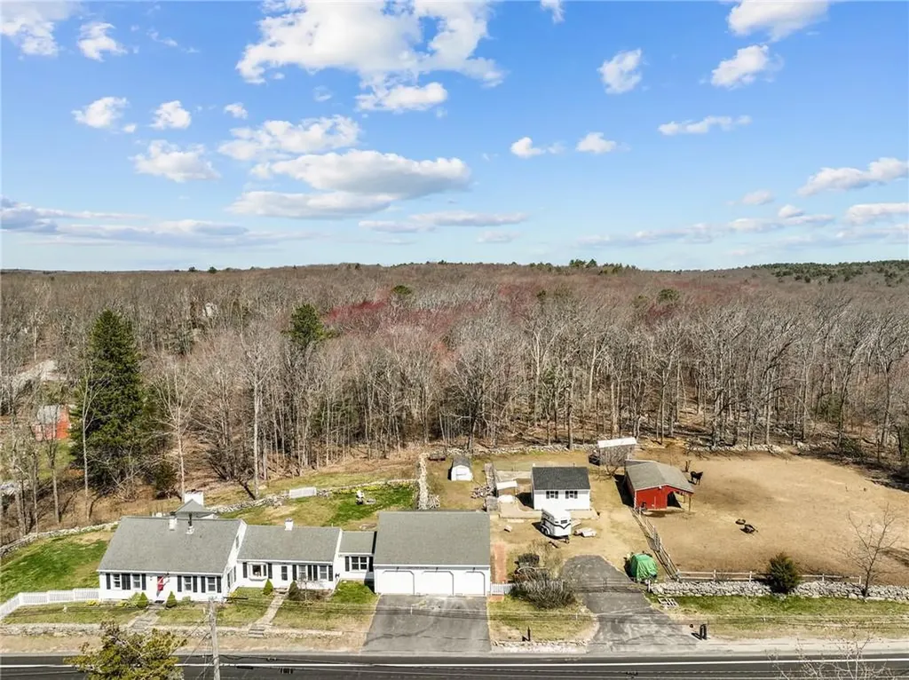 875 Plainfield Pike Scituate RI 02857