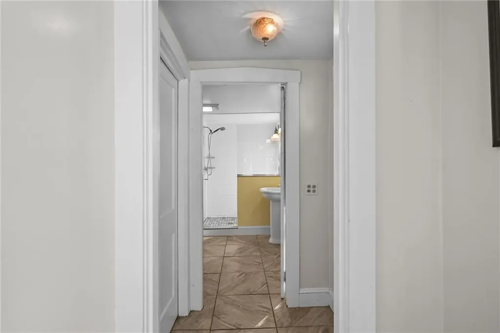 875 Plainfield Pike Scituate RI 02857