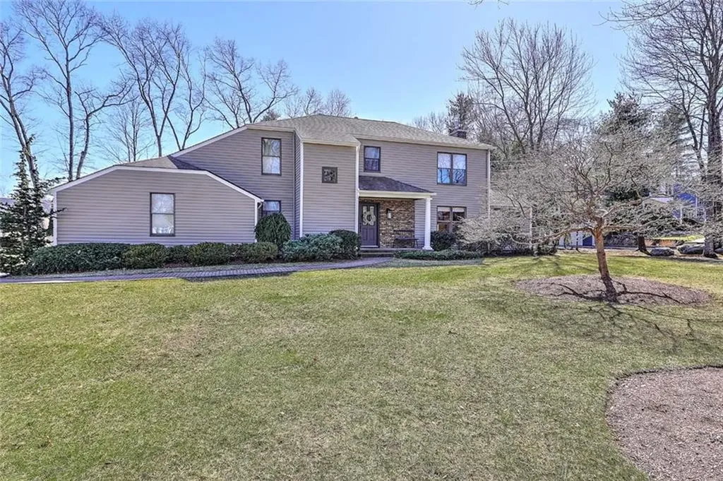 1 Anvil Drive Cumberland RI 02864