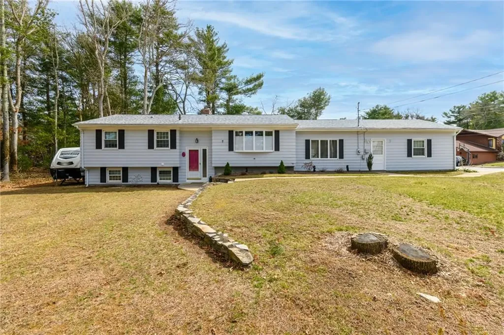 59 Wood Cove Drive Coventry RI 02816
