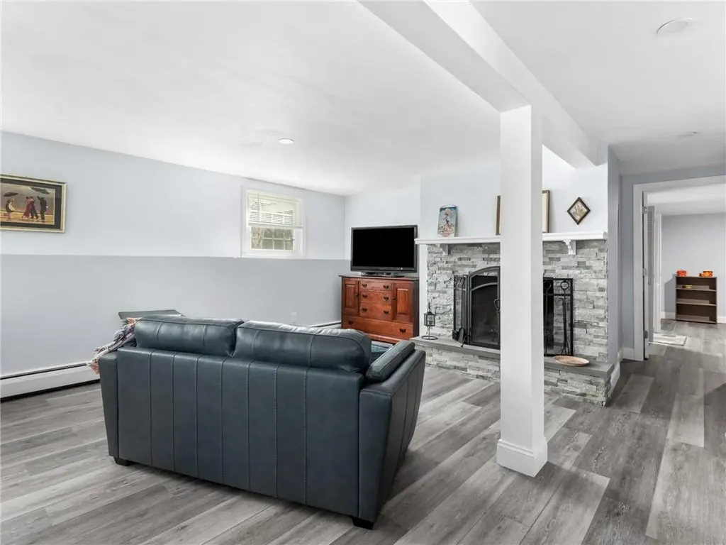 59 Wood Cove Drive Coventry RI 02816