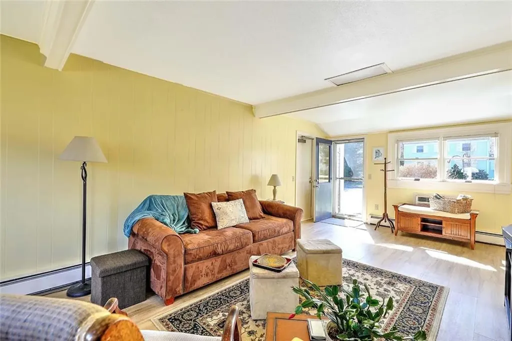7 Deerfield Drive Barrington RI 02806