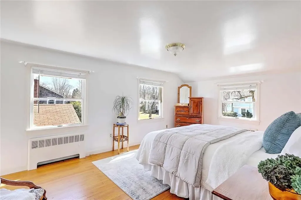 7 Deerfield Drive Barrington RI 02806