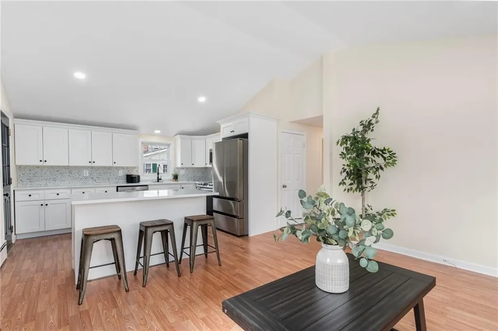 131 Brendard Avenue Warwick RI 02889
