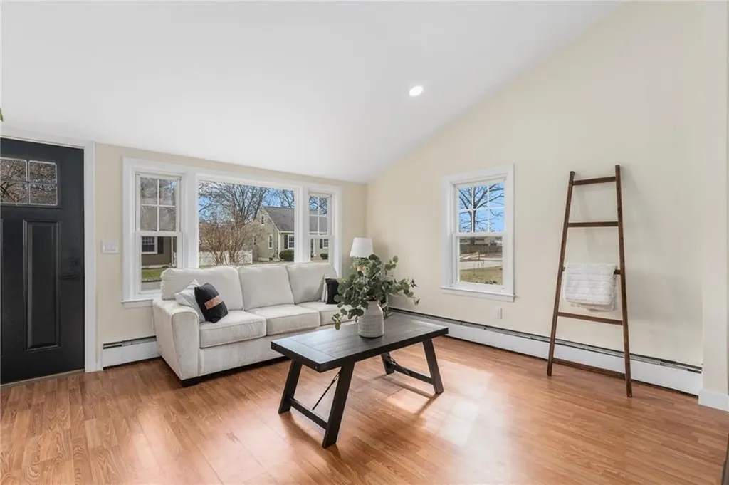 131 Brendard Avenue Warwick RI 02889