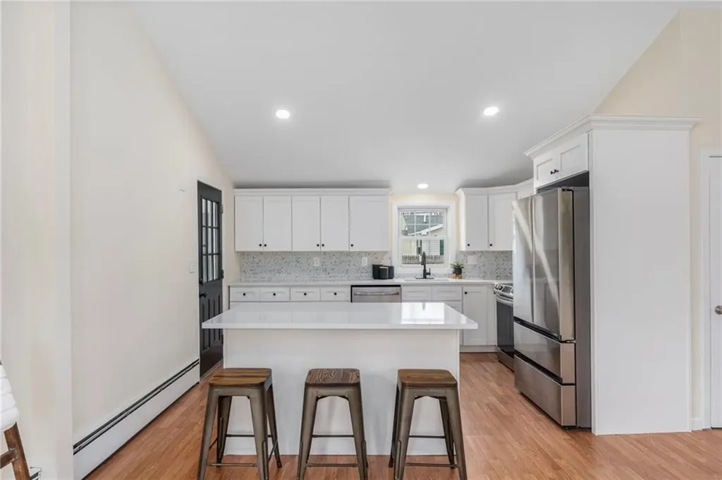 131 Brendard Avenue Warwick RI 02889